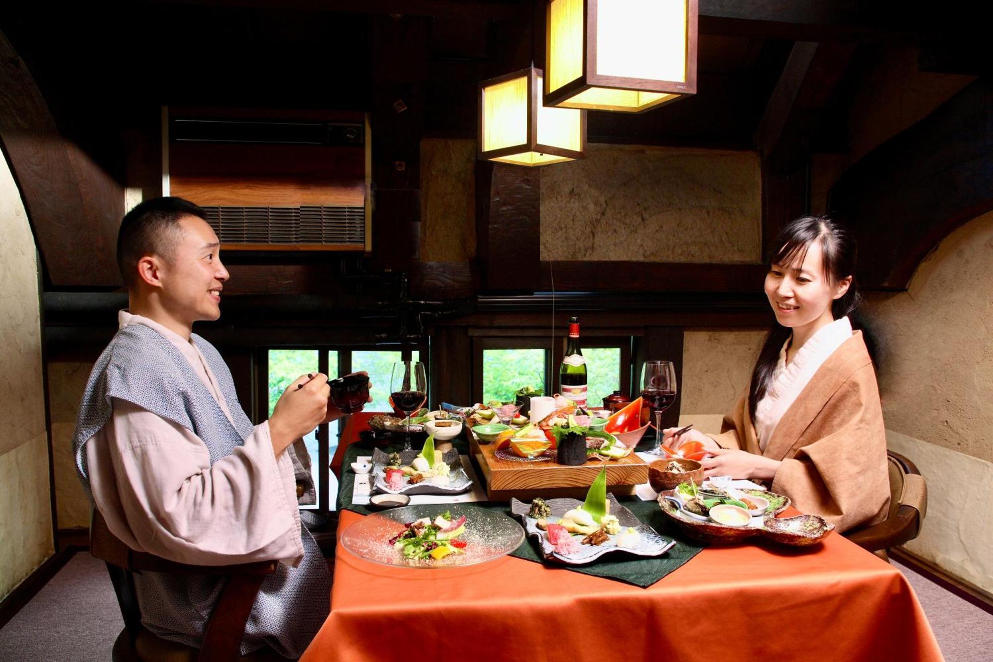 Satonoyu Waraku 13 Years Or Older Hotel Минамиогуни Екстериор снимка